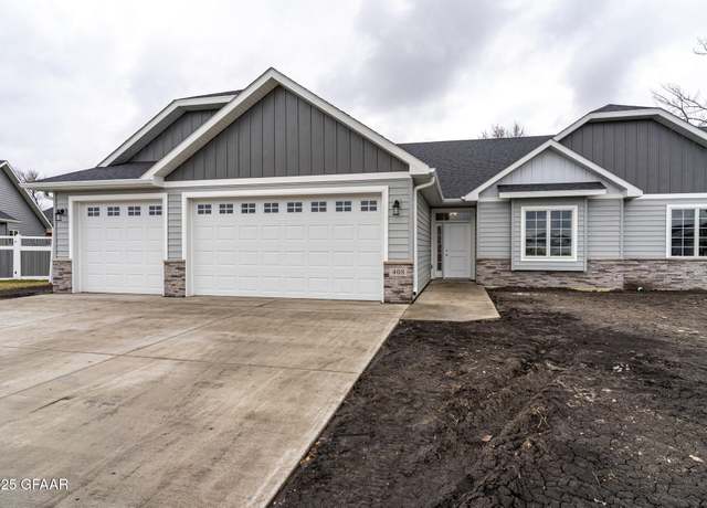 Property at 408 Cromwell DR Dr, Grand Forks, ND 58201, 2 beds, 2 baths