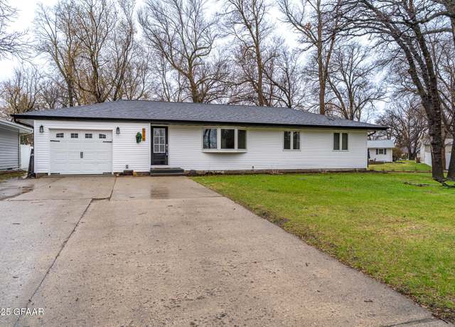 Property at 1128 Bygland Rd, East Grand Forks, MN 56721, 3 beds, 2 baths