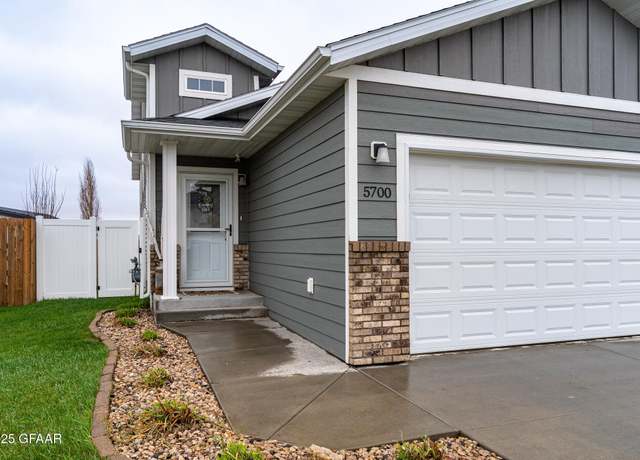 Property at 5700 Lou Ann ST St, Grand Forks, ND 58201, 4 beds, 2 baths