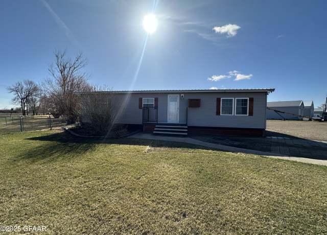 Property at 224 Front St, Cummings, ND 58223, 3 beds, 1 bath