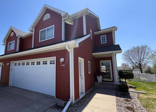 Property at 1156 38th Ave S, Grand Forks, ND 58201, 3 beds, 2.5 baths