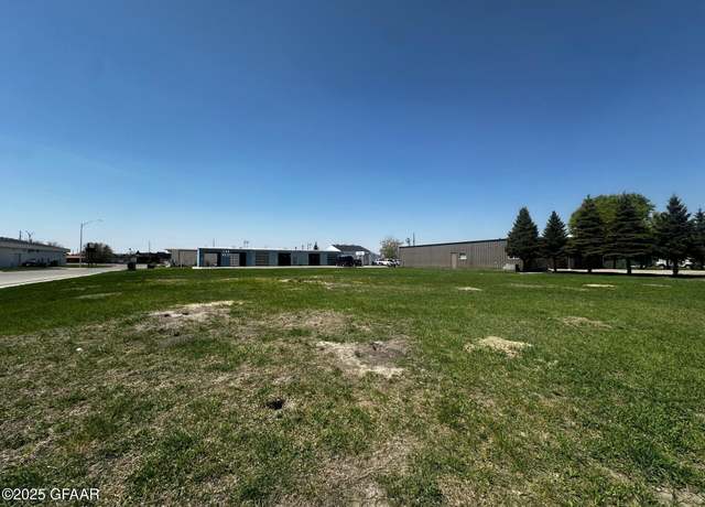 Property at 1513 2nd Ave NE, East Grand Forks, MN 56721