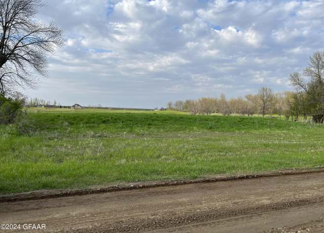 Property at XXX Town & Country Club Road Rd, Devils Lake, ND 58301