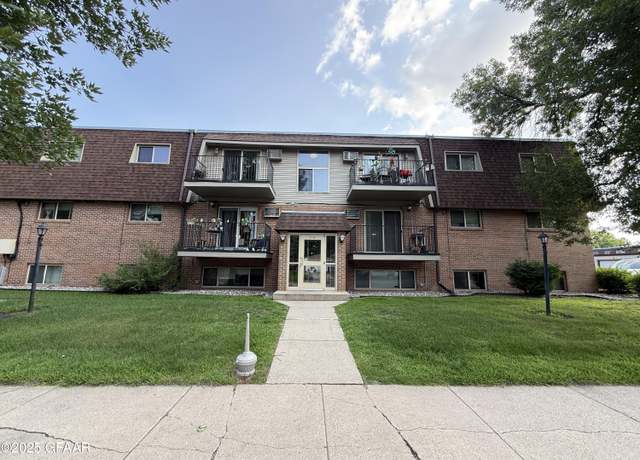 Property at 1711 21st Ave S #106, Grand Forks, ND 58201, 2 beds, 1 bath