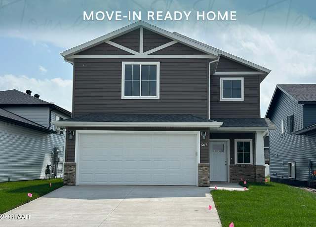 Property at 1767 41st Ave S, Grand Forks, ND 58201, 3 beds, 2.5 baths