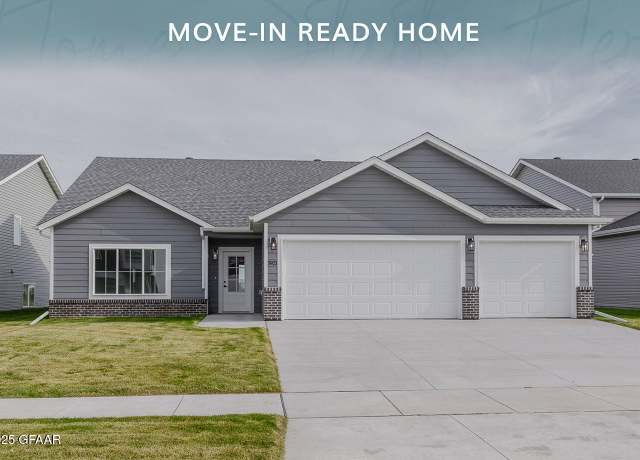 Property at 5921 Lou Ann St, Grand Forks, ND 58201, 3 beds, 2 baths
