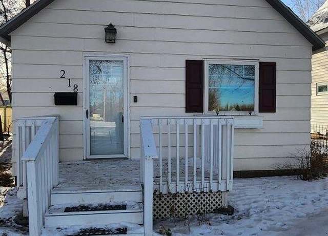 Property at 218 12th St NW, Devils Lake, ND 58301, 2 beds, 1 bath