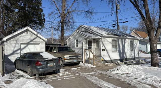 Photo of 416 6th Ave N, Grand Forks, ND 58203