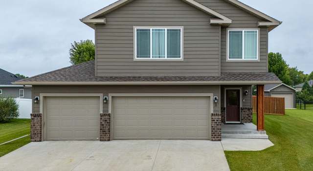 Photo of 11 Riverview Lane Ln SE, East Grand Forks, MN 56721