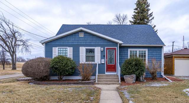 Photo of 15 Seward Ave, Grand Forks, ND 58203