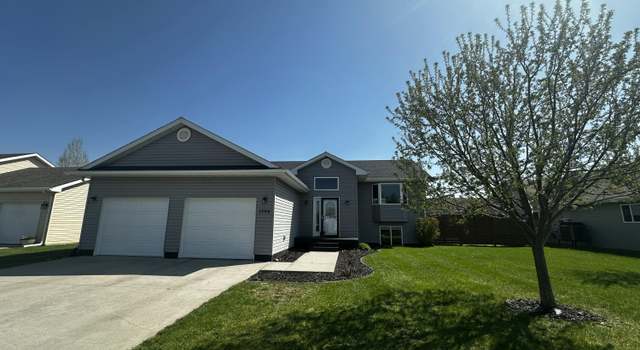 Photo of 1106 Wilson Ave, Crookston, MN 56716
