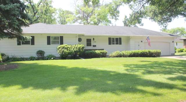 Photo of 1729 20th Street St NW, East Grand Forks, MN 56721