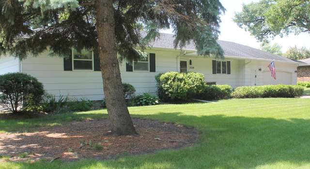 Photo of 1729 20th Street St NW, East Grand Forks, MN 56721