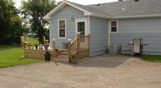 Photo of 31 21 St NE, Reynolds, ND 58275
