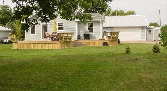Photo of 31 21 St NE, Reynolds, ND 58275