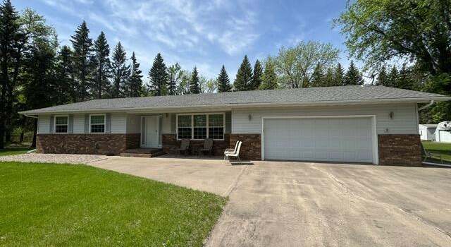 Photo of 863 7th Ave NE, Thompson, ND 58278