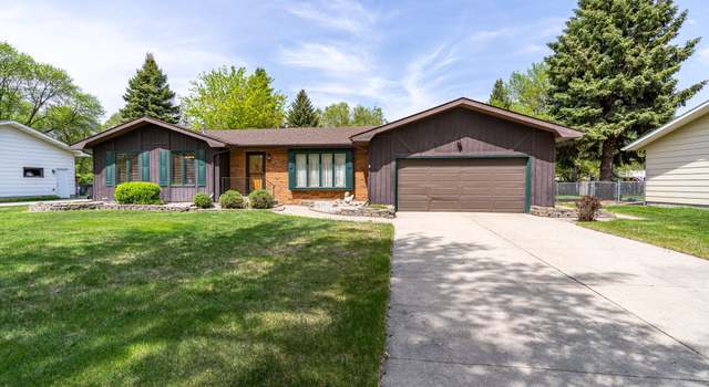 Photo of 3209 King Pl, Grand Forks, ND 58201