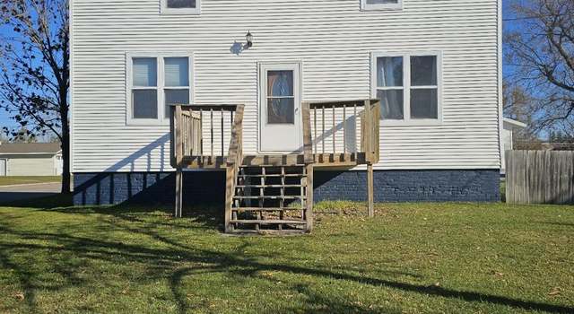 Photo of 102 5th St E, Argyle, MN 56713