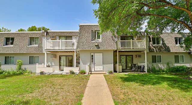 Photo of 305 51st St N #8, Grand Forks, ND 58203