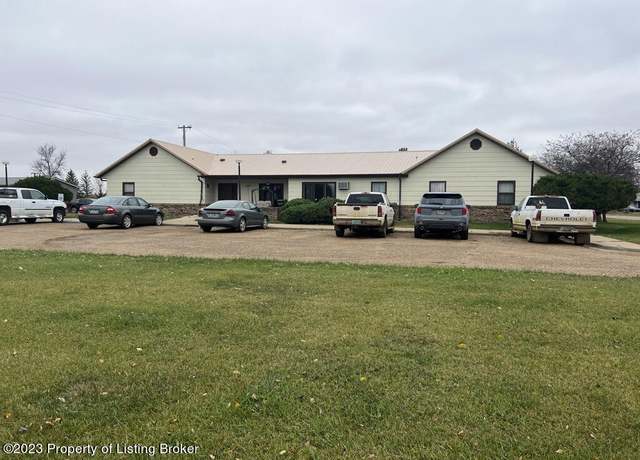 Property at 201 2nd St, Regent, ND 58650, 8 beds, 6.5 baths