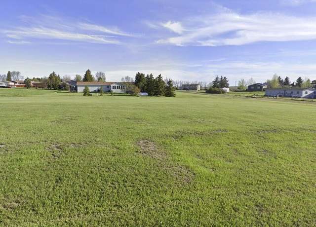 Property at N 12th Ave, Hettinger, ND 58639