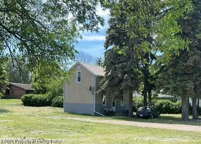 Property at 205 Nd-200, Dodge, ND 58625, 3 beds, 1.5 baths