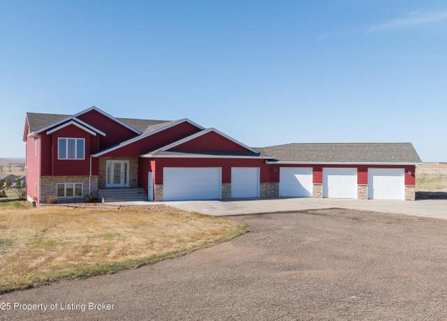 Property at 3577 106t Ave SW, Dickinson, ND 58601, 4 beds, 3 baths
