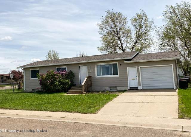 Property at 276 5th St SE, Dickinson, ND 58601, 4 beds, 2 baths