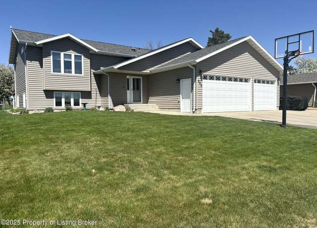 Property at 888 22nd St W, Dickinson, ND 58601, 4 beds, 2 baths