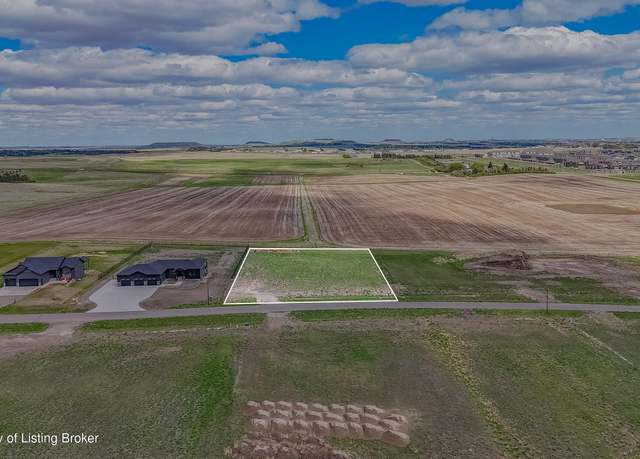 Property at 4284 Acres Dr, Dickinson, ND 58601