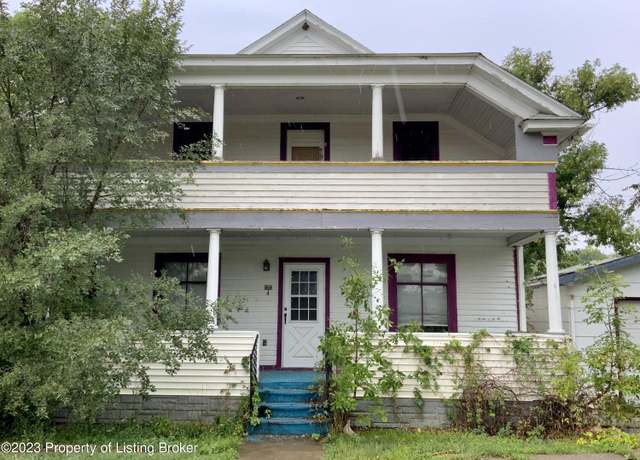 Property at 4 Ellery Ave, Fairview, MT 59221, 4 beds, 1 bath