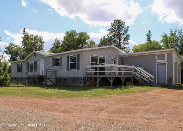 Property at 203 1st Ave E, Arnegard, ND 58835, 3 beds, 1.5 baths