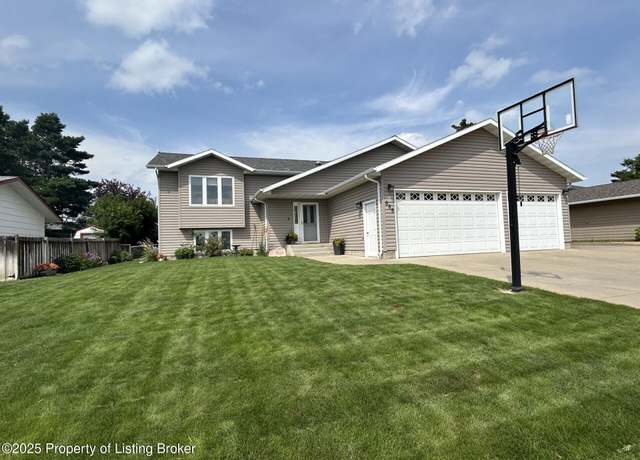 Property at 888 22nd St W, Dickinson, ND 58601, 4 beds, 2 baths