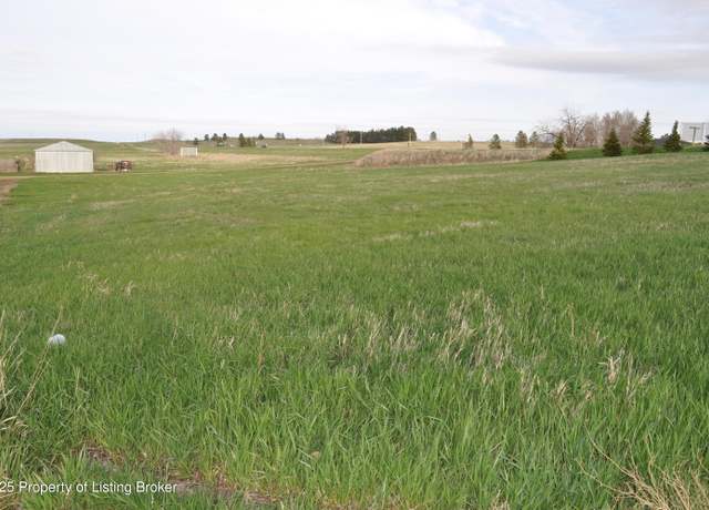 Property at 3rd Ave East, Lemmon, SD 57638
