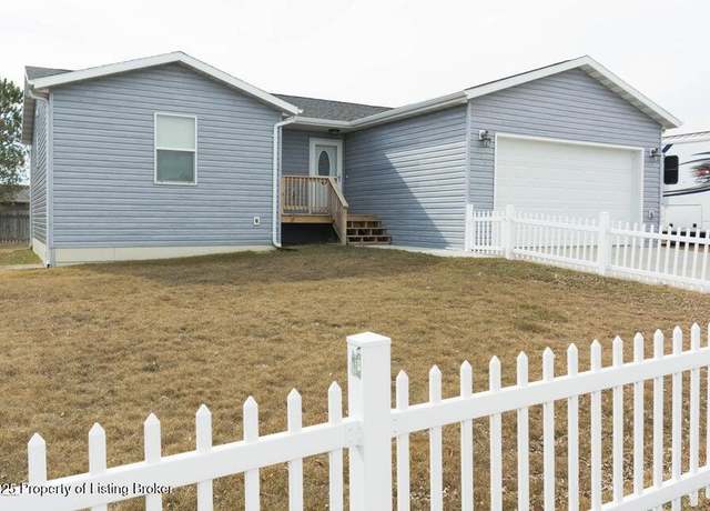 Property at 765 28th Street West St, Dickinson, ND 58601, 3 beds, 2 baths