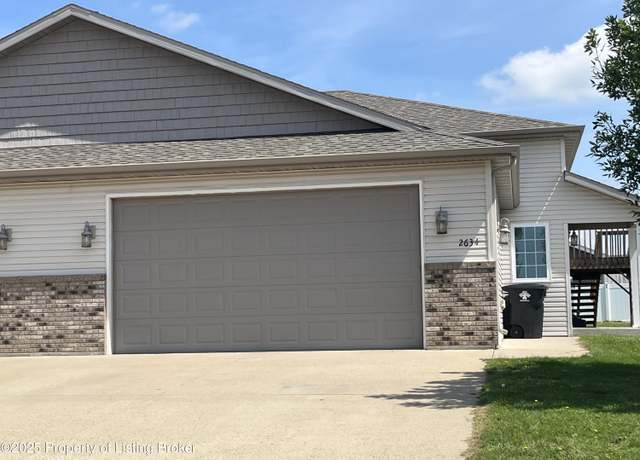 Property at 2634 Dakota Blvd, Dickinson, ND 58601, 4 beds, 2 baths