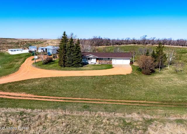 Property at 13003 24th St SW, Belfield, ND 58622, 3 beds, 2.5 baths