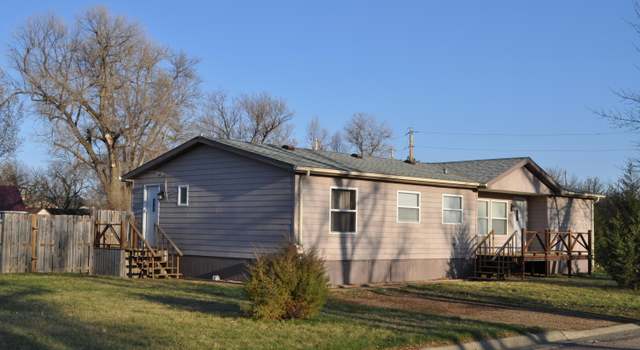 Photo of 810 2nd Ave W, Lemmon, SD 57638