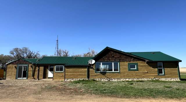 Photo of 205 5th St NW, Hettinger, ND 58639