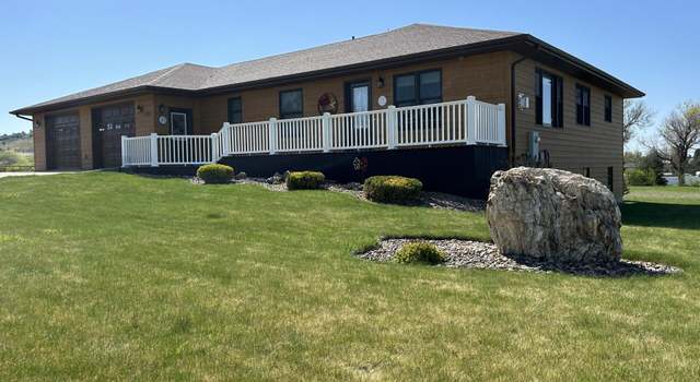 Photo of 199 N 11th Ave, Hettinger, ND 58639