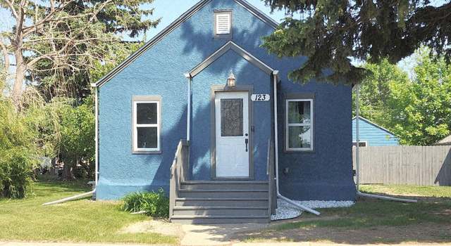 Photo of 123 3rd St N, Richardton, ND 58652