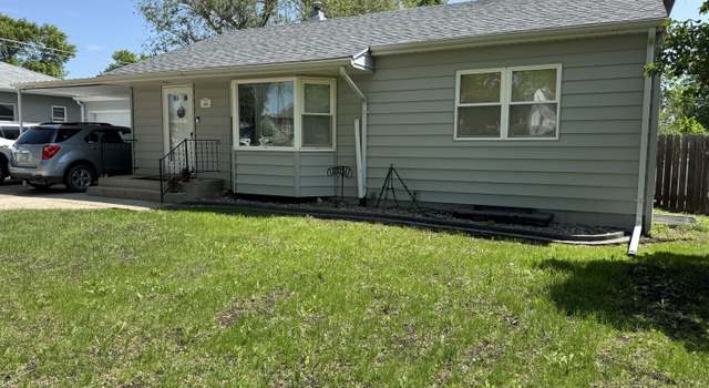 Photo of 516 3rd St NE, Watford City, ND 58854
