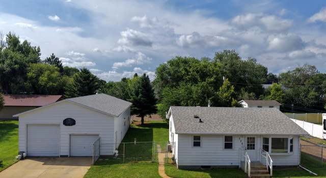 Photo of 736 3rd St. St E, Dickinson, ND 58601