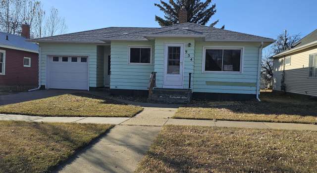 Photo of 934 1st Ave W, New England, ND 58647