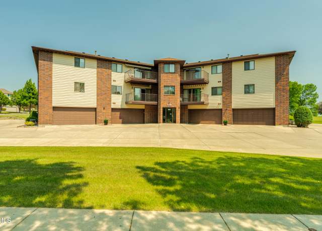 Property at 3333 Montreal St #305, Bismarck, ND 58503, 2 beds, 2 baths