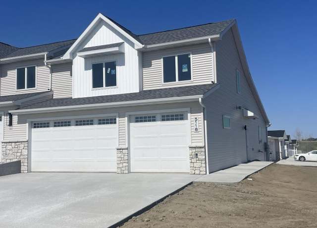 Property at 5118 Durango Dr, Bismarck, ND 58503, 3 beds, 2.5 baths