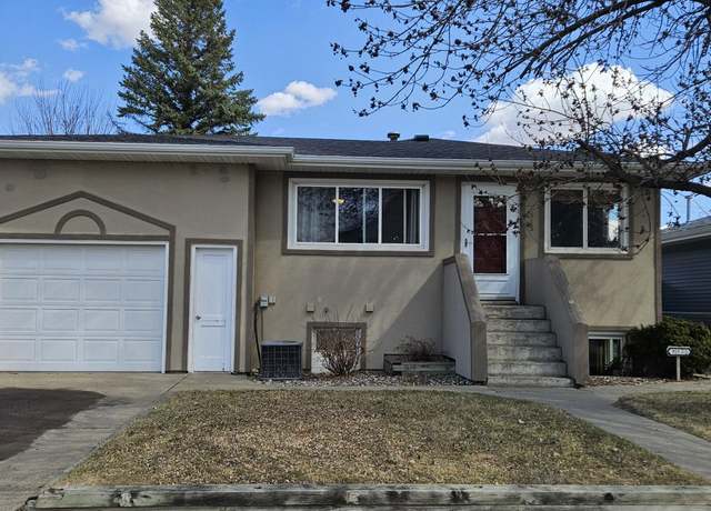 Property at 915 17th St, Bismarck, ND 58504, 5 beds, 2 baths