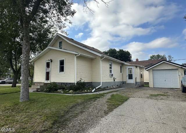 Property at 601 9th St SE, Jamestown, ND 58401, 2 beds, 2 baths