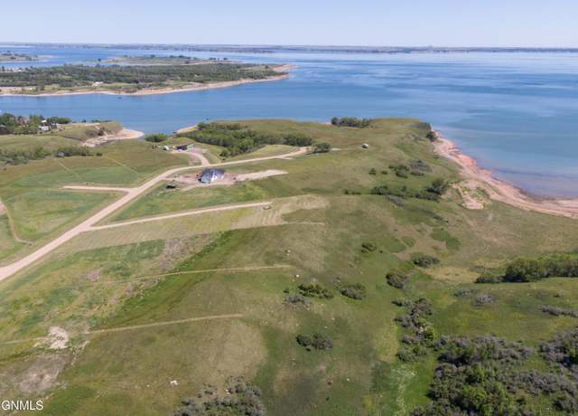 Property at 1268 42l Ave NW, Garrison, ND 58540