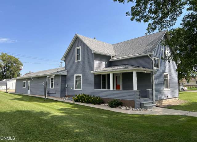 Property at 105 2nd Ave NW, Garrison, ND 58540, 5 beds, 2 baths